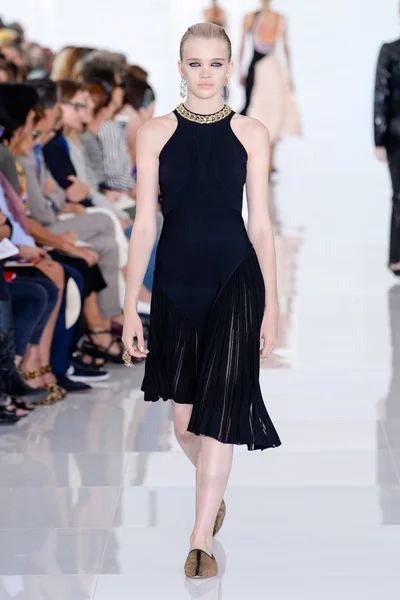 Look 37